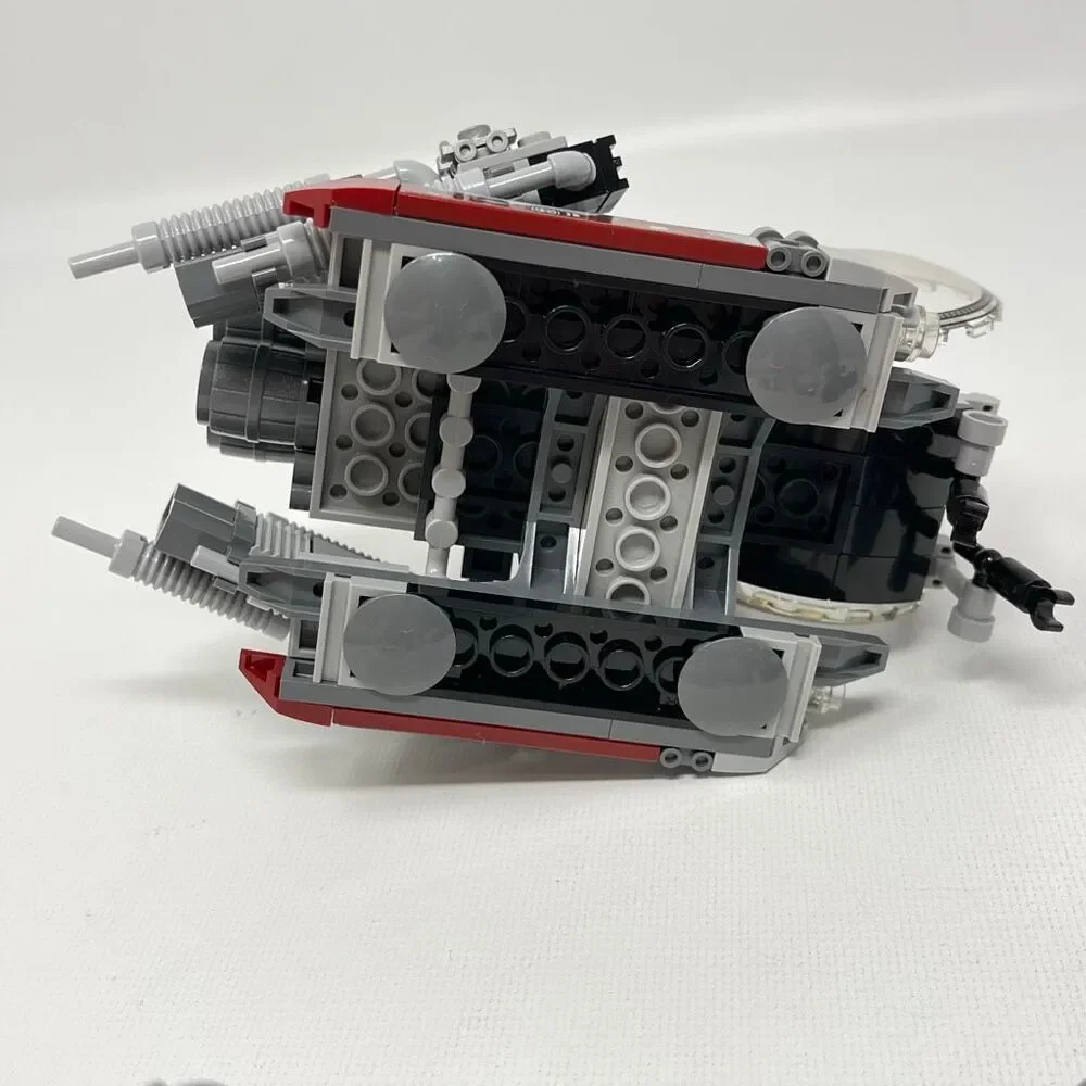 Lego 76109 Ant-Man Quantum Realm Explorers & 76102 Space Station Incomplete